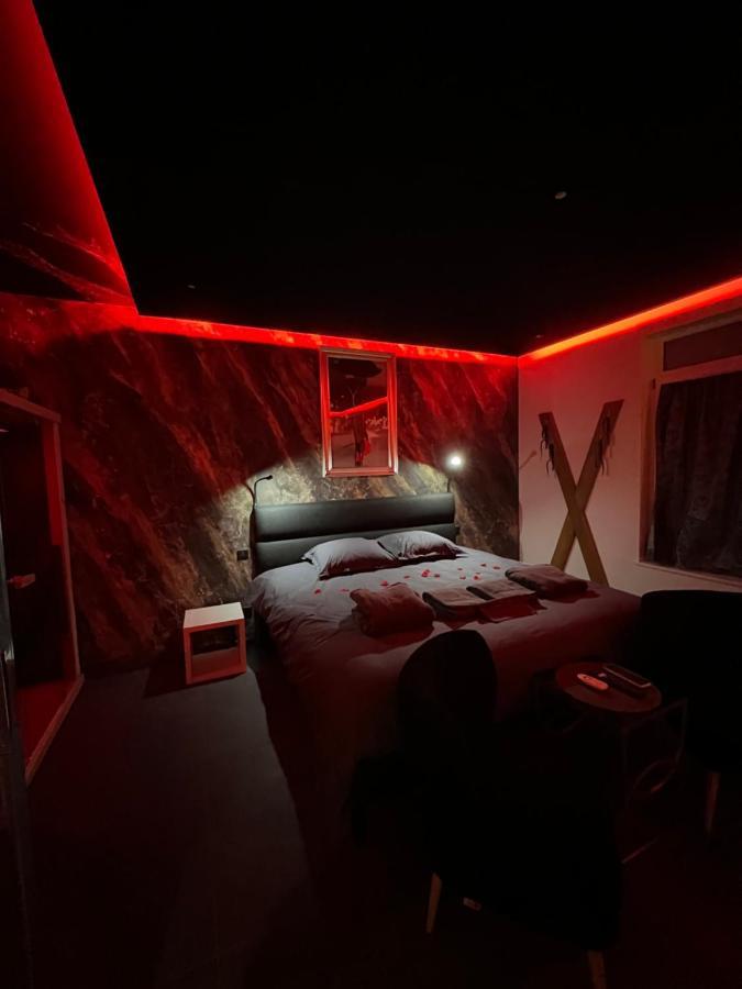 Spa De La Quarterelle Love Room 88 Vosges Ремірмон Екстер'єр фото